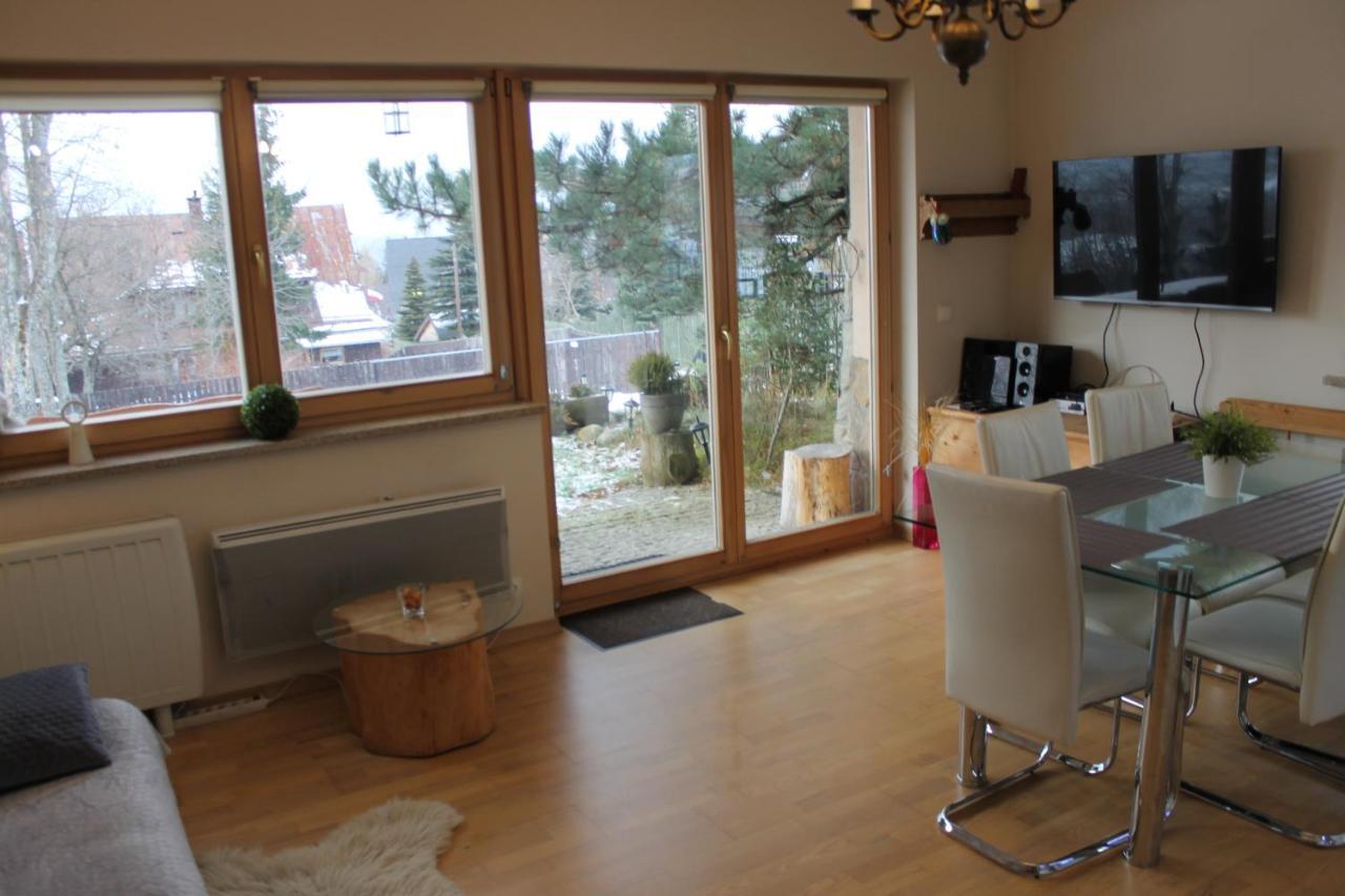 Apartament Cyrhla *